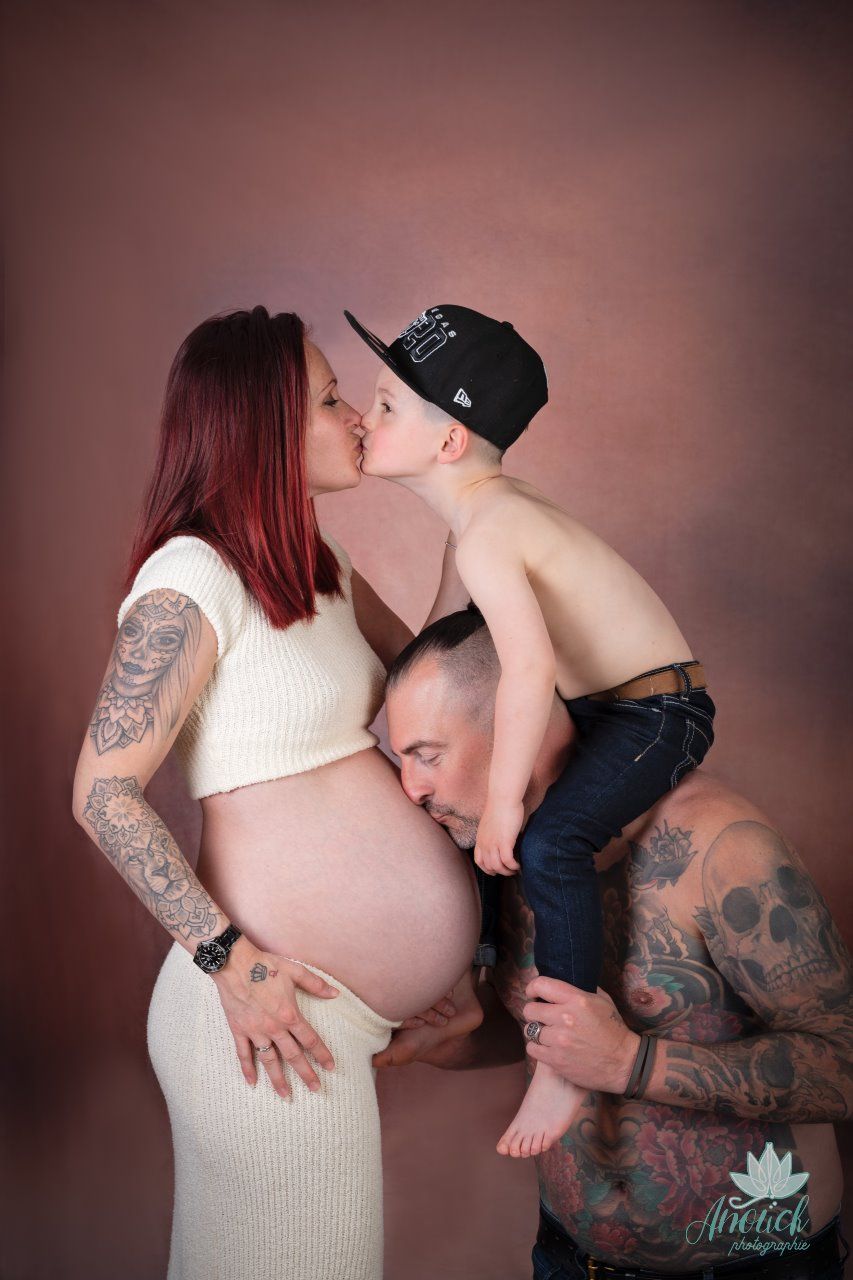 Séance photo maternité réalisée à Neuchâtel