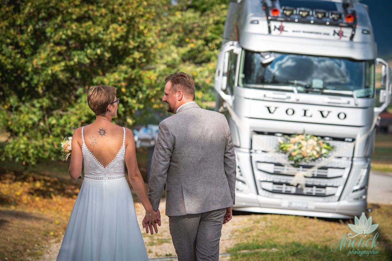 Instant authentique lors d’un reportage mariage à Neuchâtel